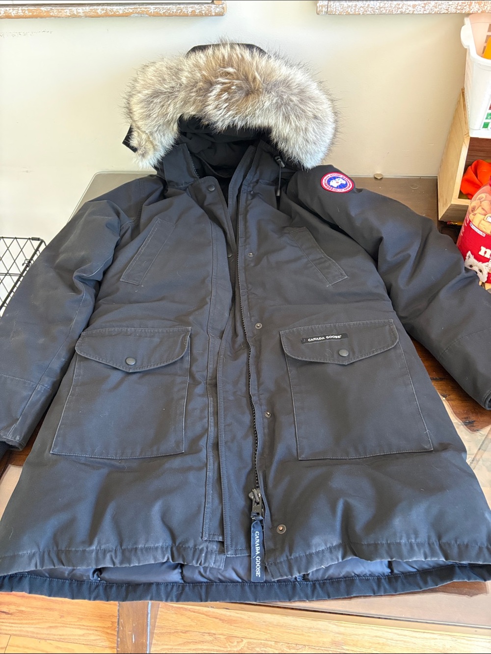 Canada Goose WOMEN/ MEN  Black Parka with Fur-Trim Hood (Navy Appearance)